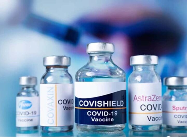 Covishield vaccine पर सियासत जारी, विशेषज्ञों ने कहा, घबराने की जरूरत नहीं